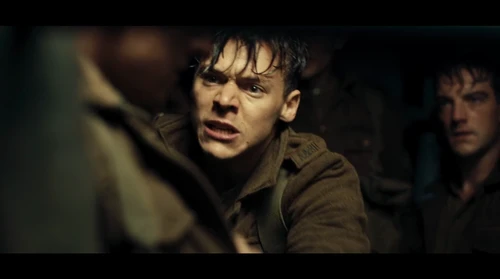 Still frame 201 from Dunkirk (2017) directed by Christopher Nolan