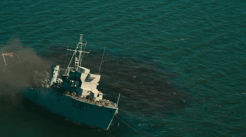 Still frame 210 from Dunkirk (2017) directed by Christopher Nolan