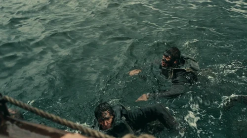 Still frame 242 from Dunkirk (2017) directed by Christopher Nolan