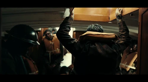 Still frame 274 from Dunkirk (2017) directed by Christopher Nolan