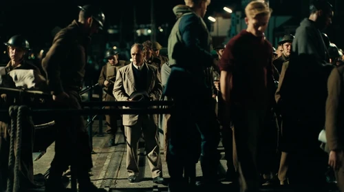 Still frame 278 from Dunkirk (2017) directed by Christopher Nolan
