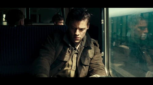 Still frame 292 from Dunkirk (2017) directed by Christopher Nolan