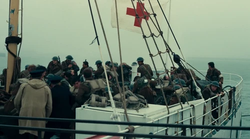 Still frame 42 from Dunkirk (2017) directed by Christopher Nolan