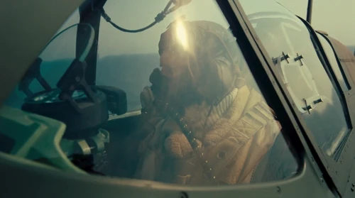 Still frame 57 from Dunkirk (2017) directed by Christopher Nolan