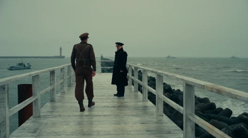 Still frame 60 from Dunkirk (2017) directed by Christopher Nolan