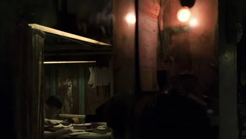Still frame 15 from Eros (2004) directed by Michelangelo Antonioni, Wong Kar-Wai, Steven Soderbergh