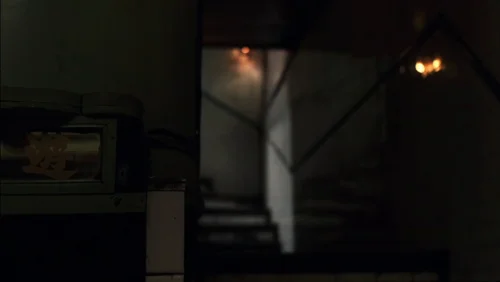 Still frame 17 from Eros (2004) directed by Michelangelo Antonioni, Wong Kar-Wai, Steven Soderbergh