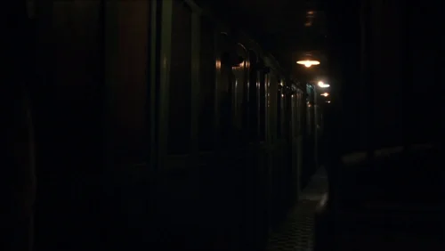 Still frame 32 from Eros (2004) directed by Michelangelo Antonioni, Wong Kar-Wai, Steven Soderbergh