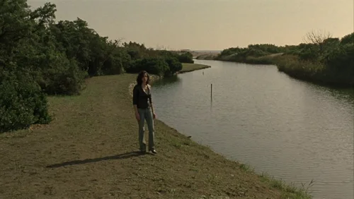 Still frame 63 from Eros (2004) directed by Michelangelo Antonioni, Wong Kar-Wai, Steven Soderbergh