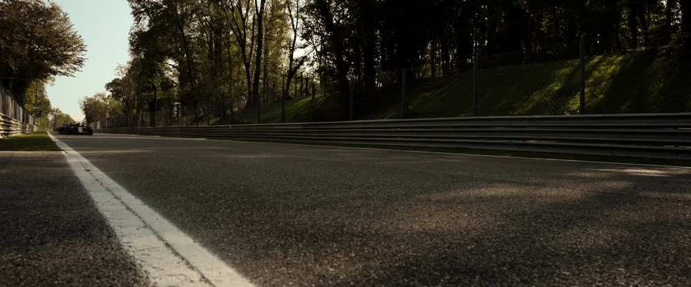 Still frame 131 from F1: The Movie (2025) directed by Joseph Kosinski