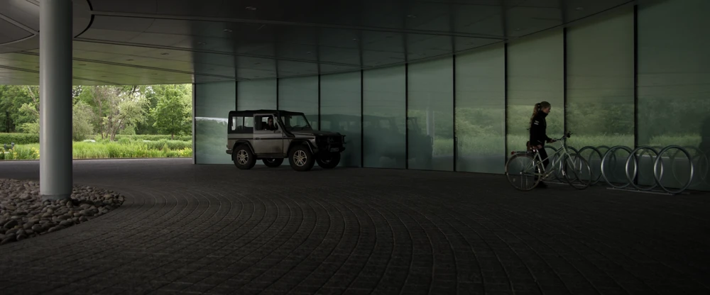 Still frame 47 from F1: The Movie (2025) directed by Joseph Kosinski