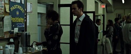 Still frame 14 from Fight Club (1999) directed by David Fincher