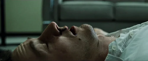Still frame 88 from Fight Club (1999) directed by David Fincher