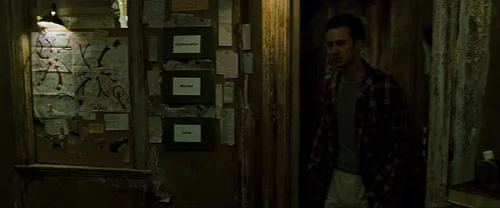 Still frame 119 from Fight Club (1999) directed by David Fincher