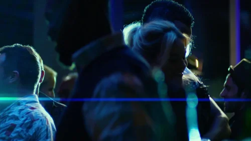 Still frame 22 from Focus (2015) directed by Glenn Ficarra, John Requa