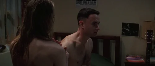 Still frame 32 from Forrest Gump (1994) directed by Robert Zemeckis
