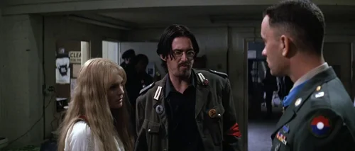 Still frame 77 from Forrest Gump (1994) directed by Robert Zemeckis