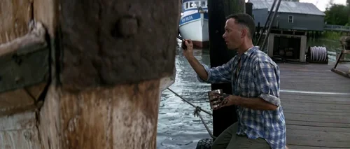Still frame 104 from Forrest Gump (1994) directed by Robert Zemeckis