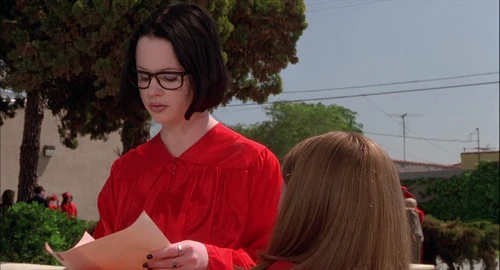 Still frame 11 from Ghost World (2001) directed by Terry Zwigoff