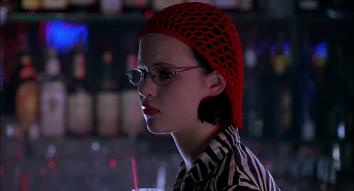 Still frame 113 from Ghost World (2001) directed by Terry Zwigoff
