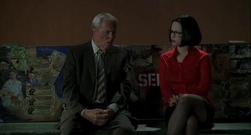 Still frame 156 from Ghost World (2001) directed by Terry Zwigoff