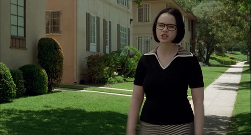 Still frame 158 from Ghost World (2001) directed by Terry Zwigoff