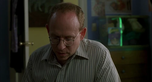 Still frame 162 from Ghost World (2001) directed by Terry Zwigoff