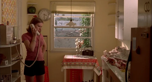 Still frame 188 from Ghost World (2001) directed by Terry Zwigoff