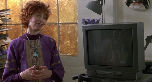 Still frame 49 from Ghost World (2001) directed by Terry Zwigoff