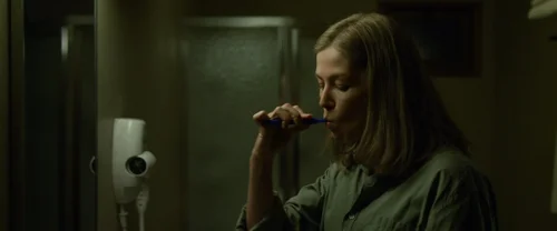 Still frame 138 from Gone Girl (2014) directed by David Fincher