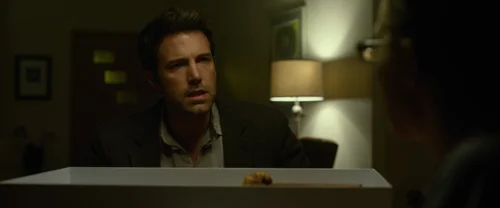 Still frame 142 from Gone Girl (2014) directed by David Fincher