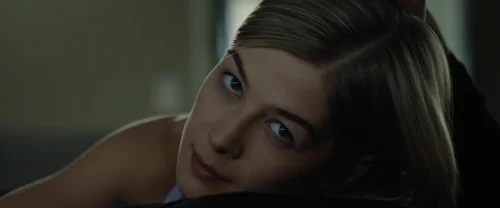 Still frame 260 from Gone Girl (2014) directed by David Fincher