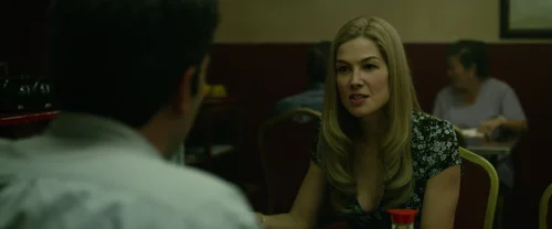 Still frame 39 from Gone Girl (2014) directed by David Fincher