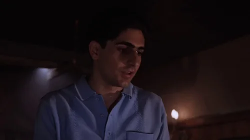Still frame 79 from Goodfellas (1990) directed by Martin Scorsese