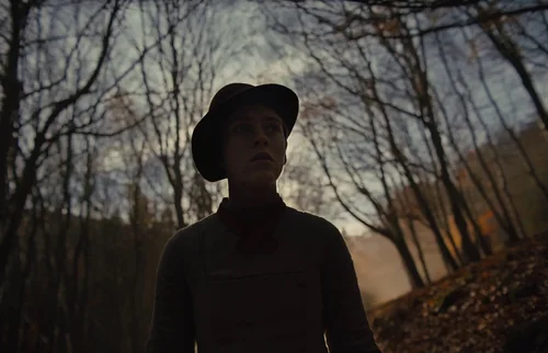 Still frame 31 from Gretel & Hansel (2020) directed by Osgood Perkins