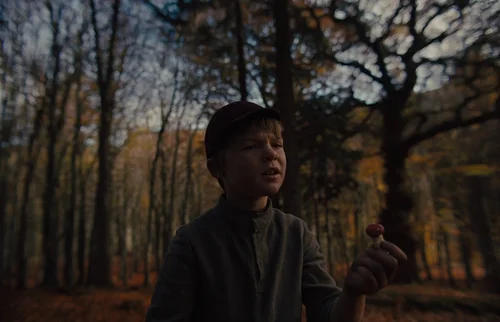 Still frame 29 from Gretel & Hansel (2020) directed by Osgood Perkins