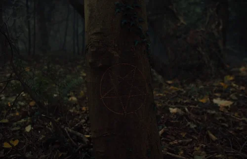 Still frame 74 from Gretel & Hansel (2020) directed by Osgood Perkins