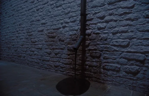 Still frame 106 from Gretel & Hansel (2020) directed by Osgood Perkins