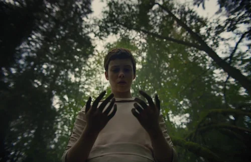 Still frame 140 from Gretel & Hansel (2020) directed by Osgood Perkins