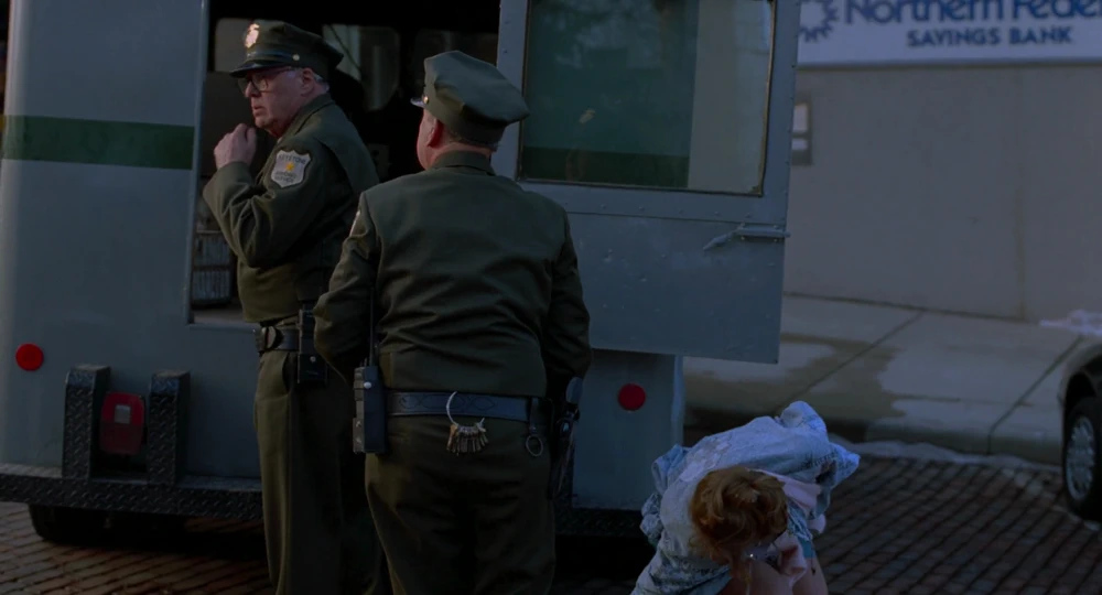 Still frame 71 from Groundhog Day (1993) directed by Harold Ramis