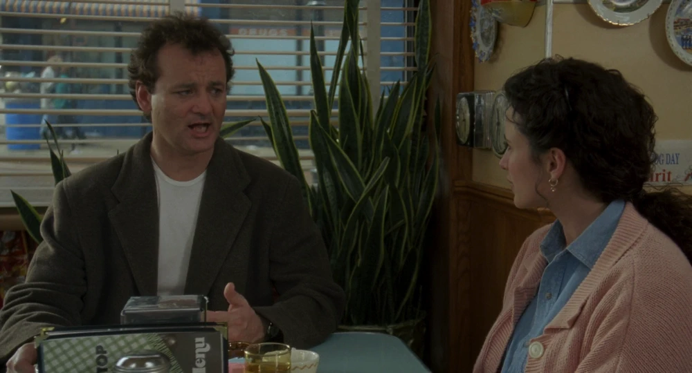 Still frame 117 from Groundhog Day (1993) directed by Harold Ramis