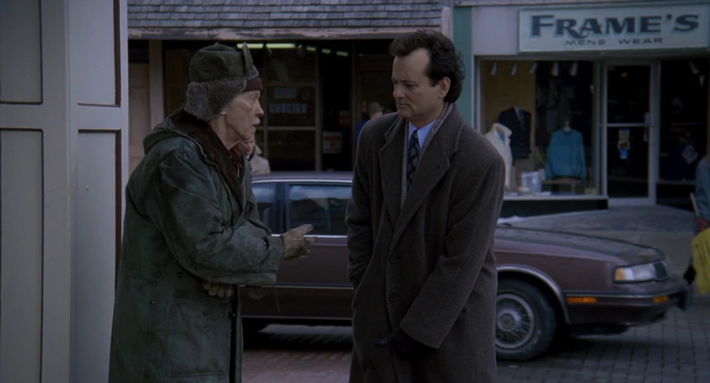 Still frame 127 from Groundhog Day (1993) directed by Harold Ramis
