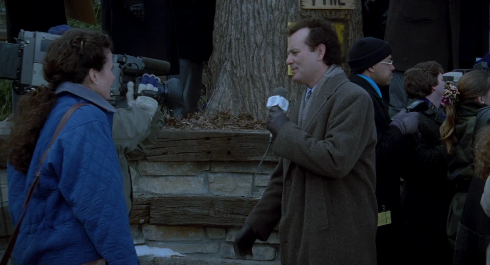 Still frame 25 from Groundhog Day (1993) directed by Harold Ramis