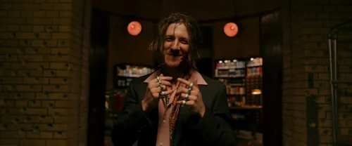 Still frame 200 from Gunpowder Milkshake (2021) directed by Navot Papushado