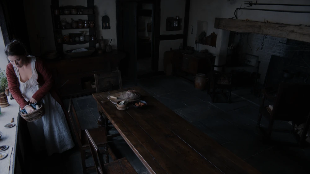Still frame 80 from Hamnet (2025) directed by Chloe Zhao