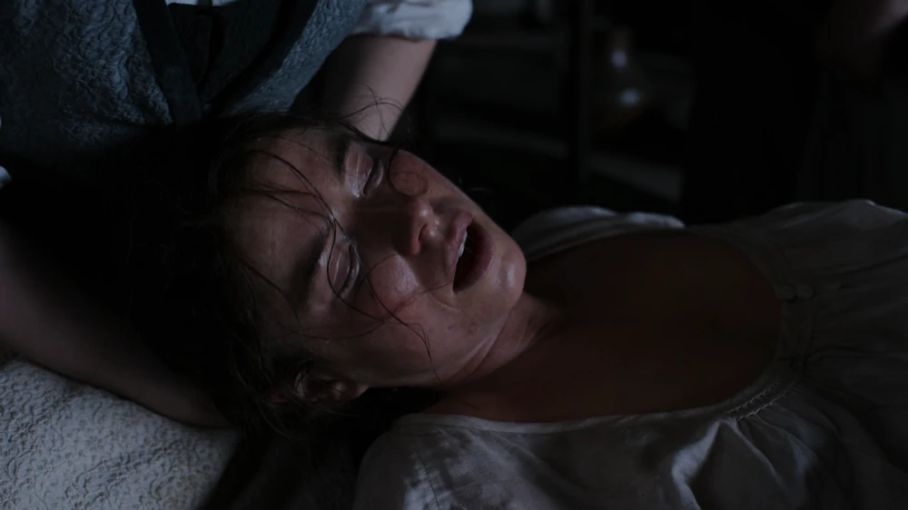 Still frame 83 from Hamnet (2025) directed by Chloe Zhao