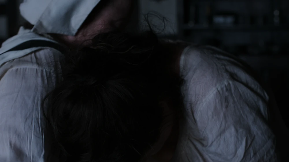 Still frame 89 from Hamnet (2025) directed by Chloe Zhao
