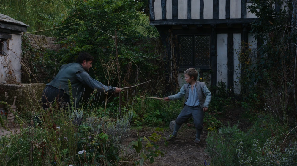 Still frame 102 from Hamnet (2025) directed by Chloe Zhao