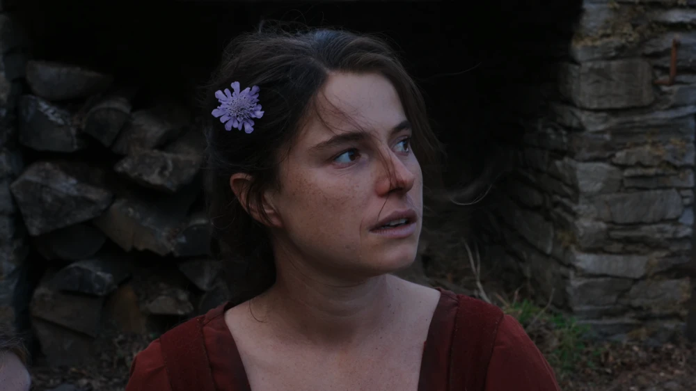 Still frame 103 from Hamnet (2025) directed by Chloe Zhao