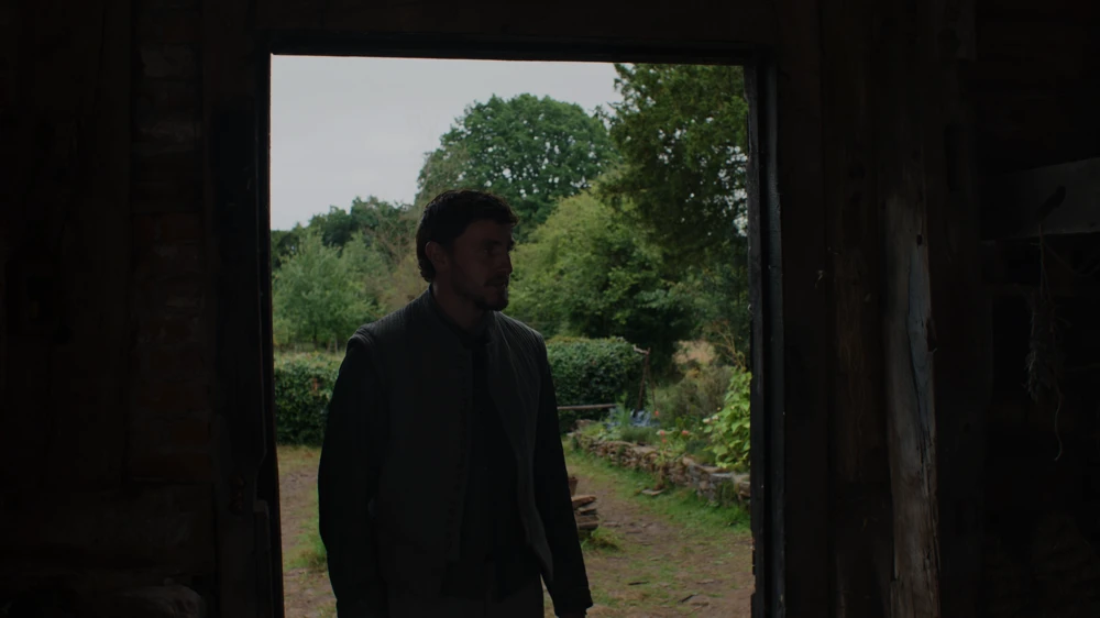 Still frame 11 from Hamnet (2025) directed by Chloe Zhao